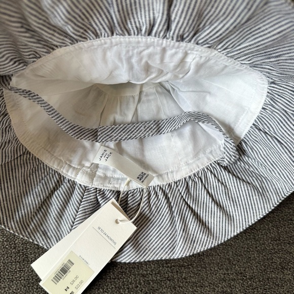 Janie and Jack Striped Blue White Bow Bucket Hat Baby Girl NWT - Picture 3 of 4